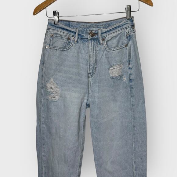 American Eagle Highest Waist 90s Boyfriend Jean Size 0 Light Wash Ripped Denim - Picture 4 of 9